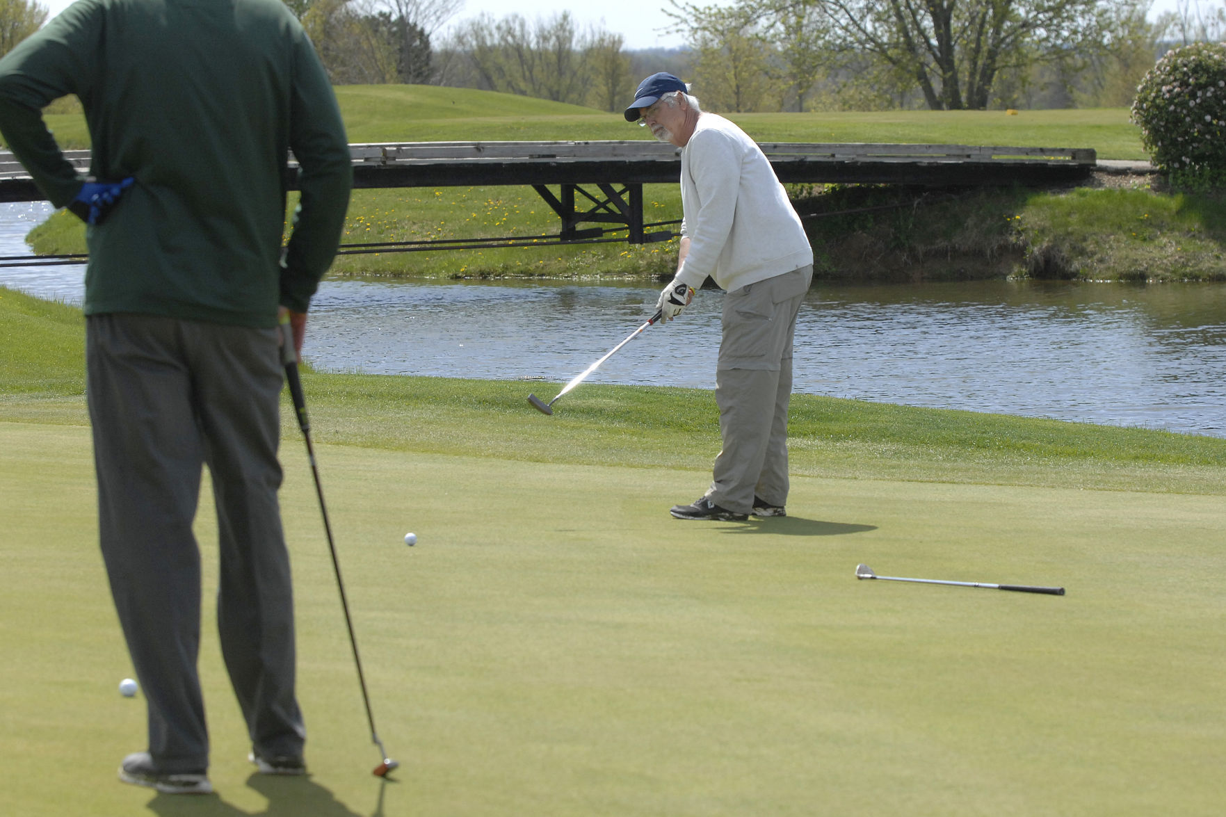 050220-blm-spt-6golf